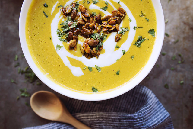 Curried Butternut Squash Soup with Maple Turmeric Roasted Pepitas