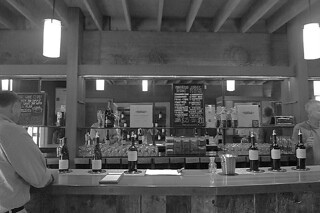 Monticello Vineyards - Tasting room