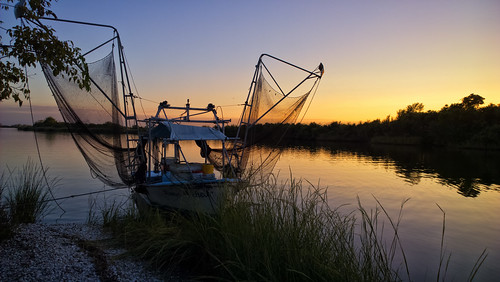 sunset boat nokia louisiana smartphone coastal shrimpboat waterscape gulfcoast lafourcheparish goldenmeadow ilobsterit lumia1020