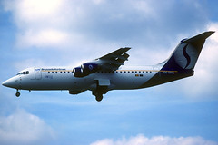 SN Brussels Avro RJ-100 OO-DWC LHR 29/06/2002