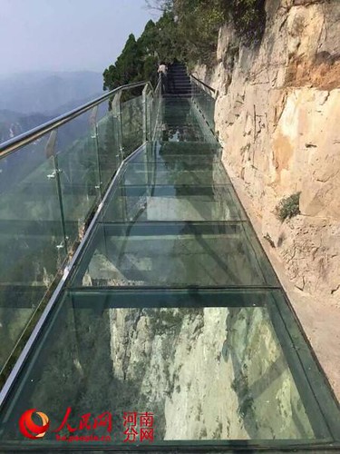 yuntai-glass-walkways-china