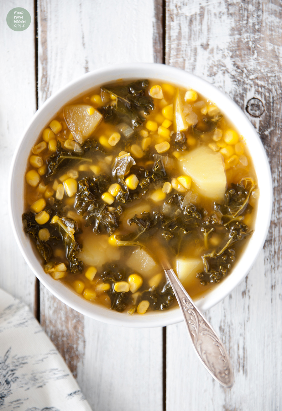 Sweetcorn soup with apples, potatoes and kale