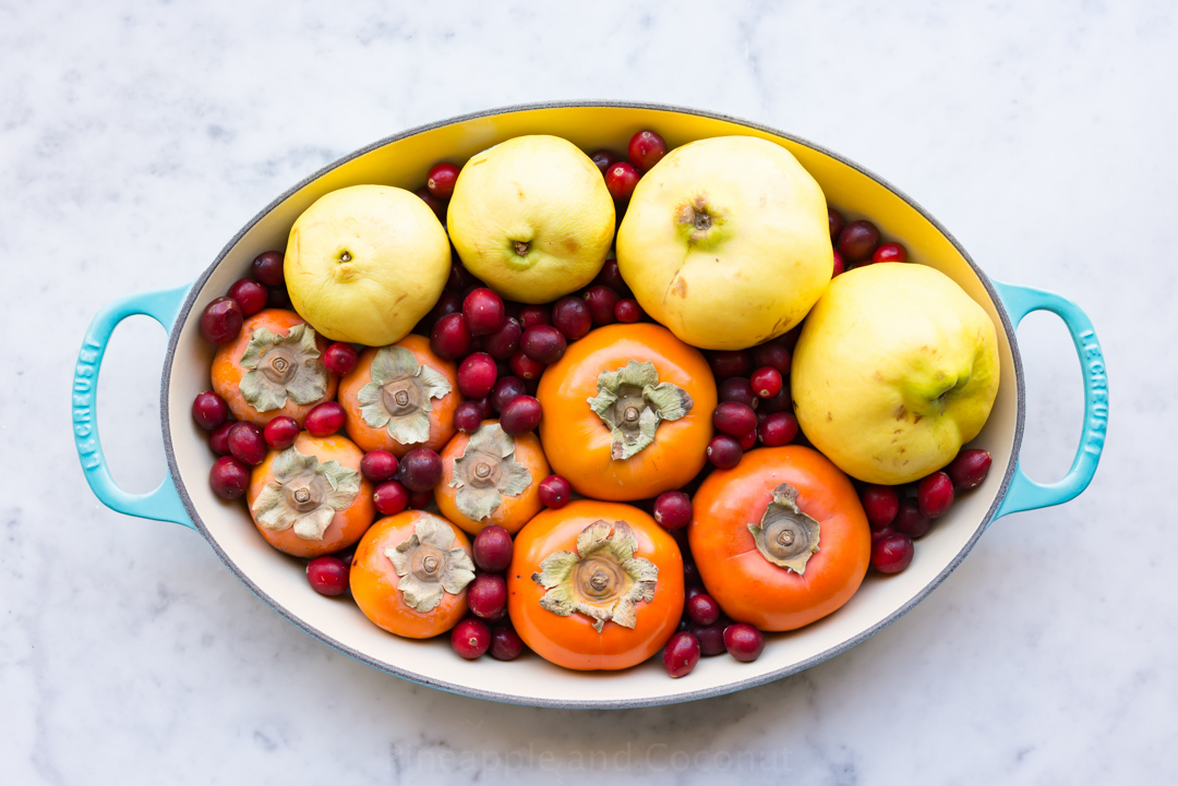 Quince, Cranberry and Persimmon Crisp www.pineappleandcoconut.com #ChristmasWeek