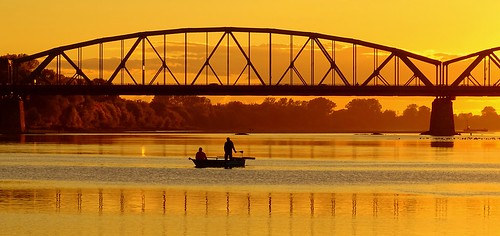 bridge autumn sunset fall nature water landscape gold golden view silhouettes poland polska calm thorn anglers toruń
