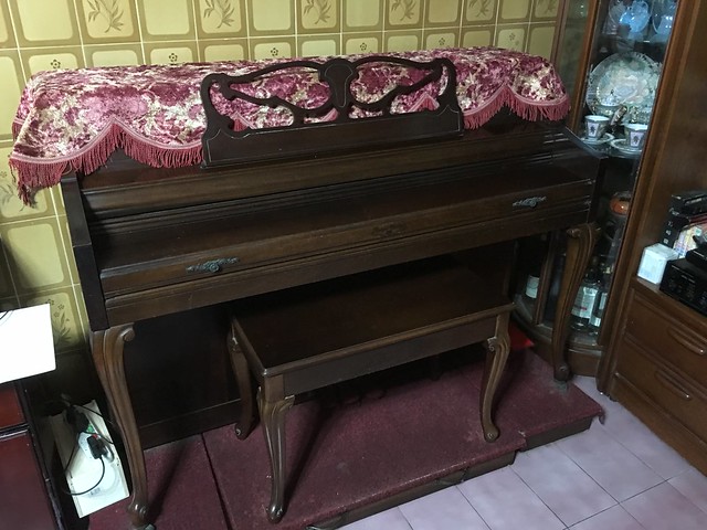 鋼琴琴台