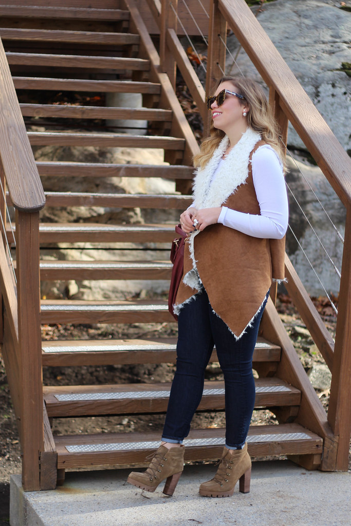 Comfy Casual Outfit | Shearling Vest | Brown Booties
