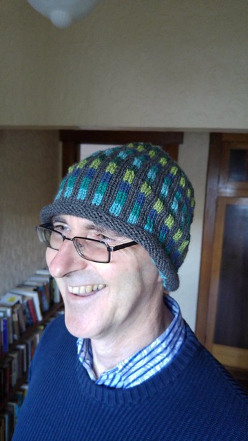 Hat completed (but not yet blocked) 'look into the light!)
