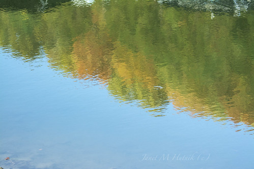 reflection jennywileyresortstatepark deweylake kentucky lake autumn fall prestonsburg color