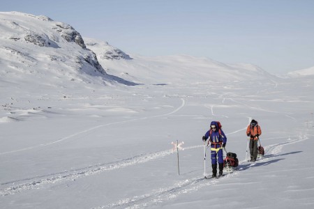 Jeďte na lyžích napříč Švédskem jako králové!