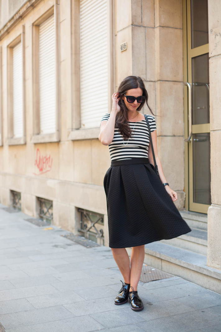 Outfit: Stripes, circle skirt and patent derbies - THE STYLING DUTCHMAN.