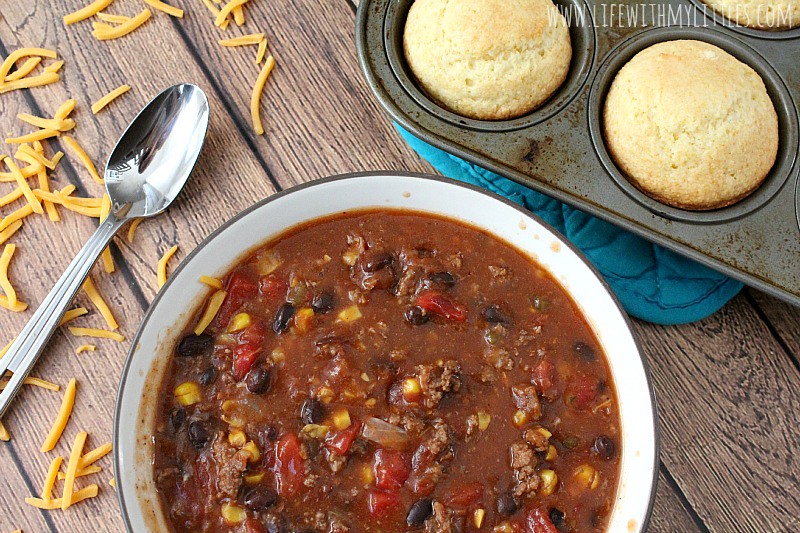 This 30 minute chili recipe is so fast and easy! It's the perfect dinner for busy weeknights!