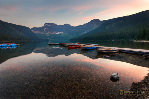 ca trees sunset canada mountains clouds reflections boats landscapes boat montana rocks skies shoreline lakes scenic alberta glaciernationalpark skyscapes forests watercraft hdr waterton naturephotography waterscapes cameronlake landscapephotography watertonlakesnationalpark mountainscapes forumpeak mtcuster pentaxk3 fingolfinphoto philipesterle