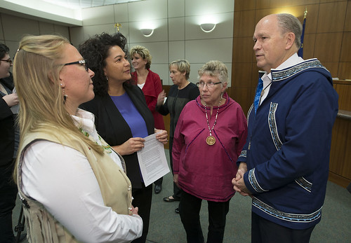 Executive Council Chairperson Jennifer Showalter Yeoman, Executive Director Jaylene Peterson-Nyren, Council Secretary Liisia Blizzard and Gov. Bill Walker talk following the ceremony.