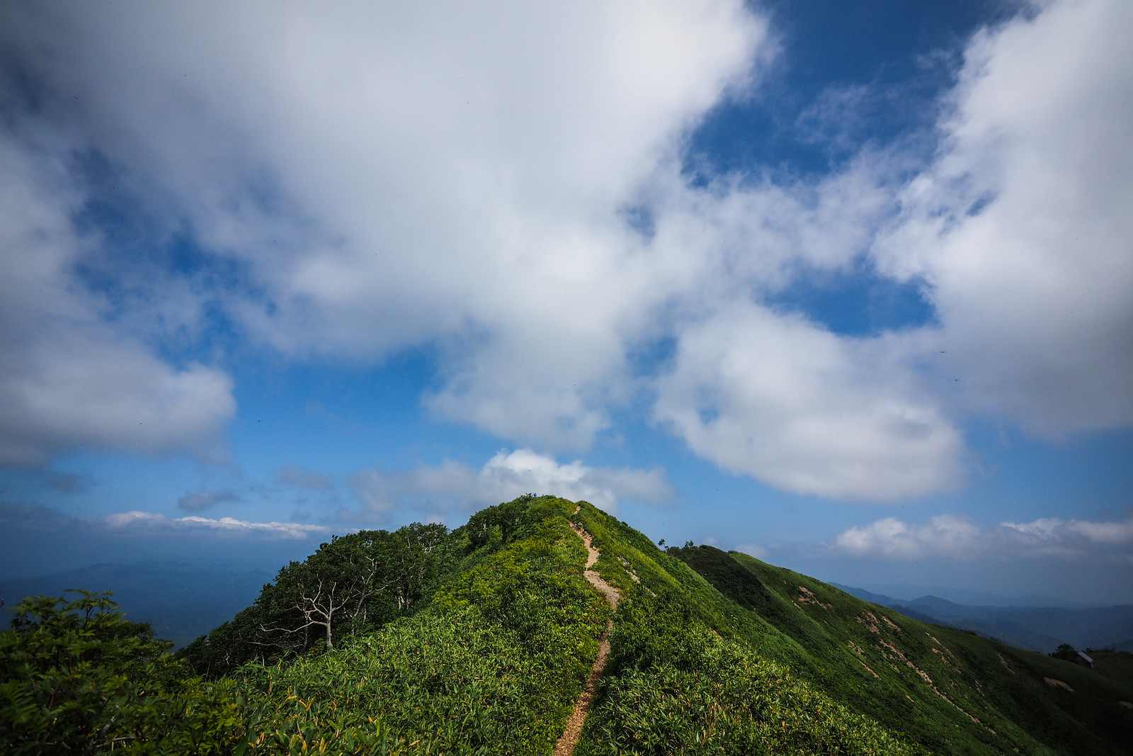 Hiking Mt. Kamuishiri in Hokkaido, Japan