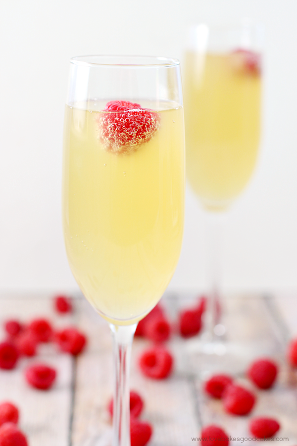 This Mock Champagne Punch only has 3 ingredients and it comes together quickly! It's great for baby showers or anytime you need a non-alcoholic alternative to the real thing.