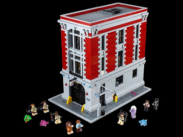 LEGO Ghostbusters 75827 - Firehouse Headquarters
