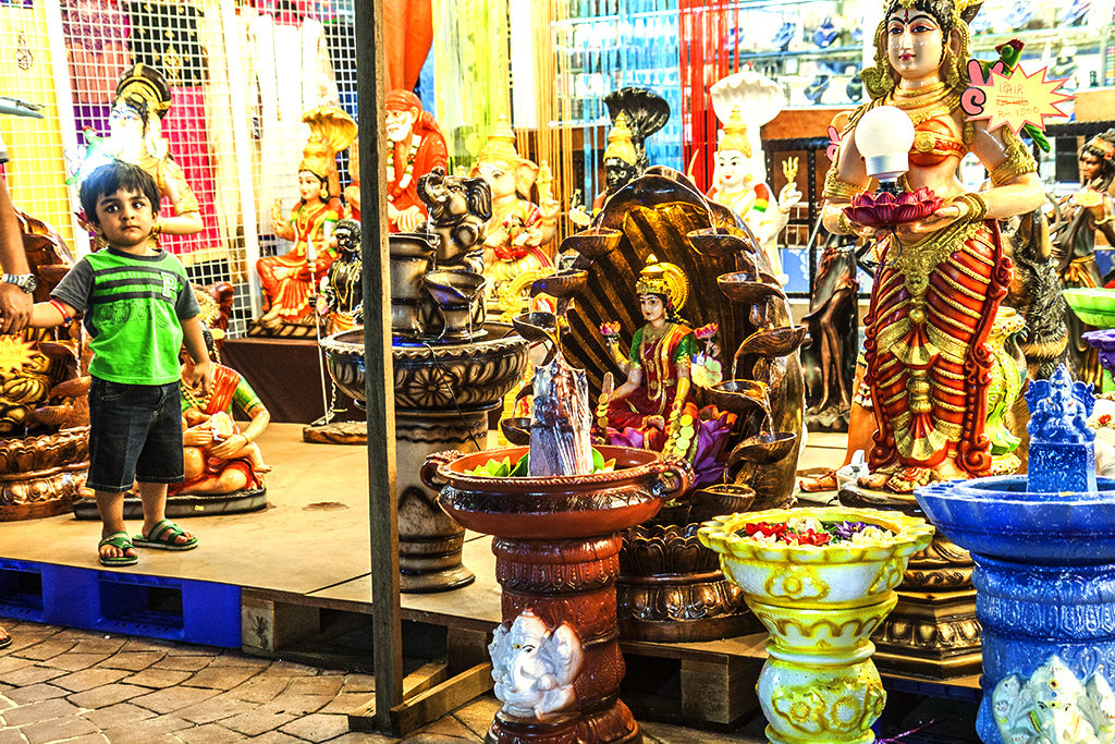 Store selling Hindu religious figures--Johor Bahru