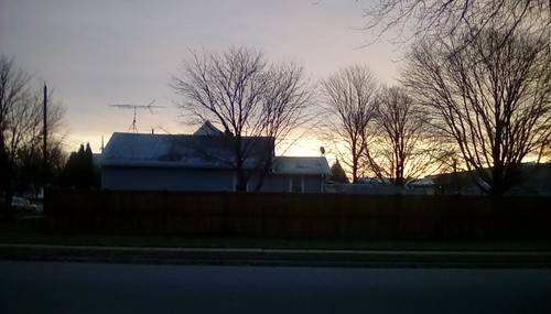 november morning sunrise fence house trees menominee uppermichigan happyfencefriday flicker365