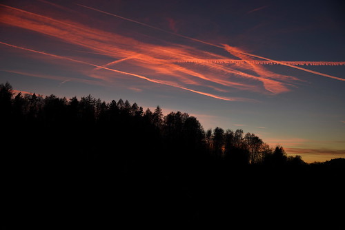 sunset goldberg sonnenuntergang franconia franken contrails kondensstreifen sigma24105f4