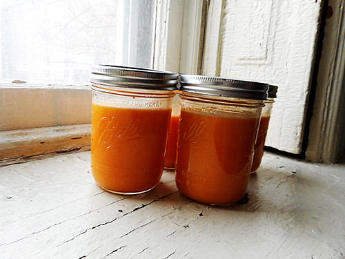 creamed carrot soup jars