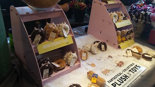 Doughnut Cats at Pike Place Market