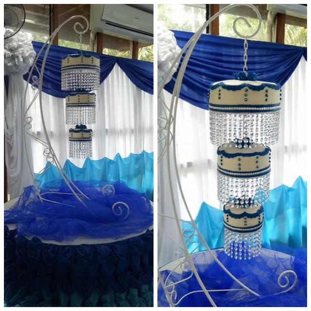 Chandelier Cake by Janelle Britanico-Daligcon of JBritz Cakes & Party Needs