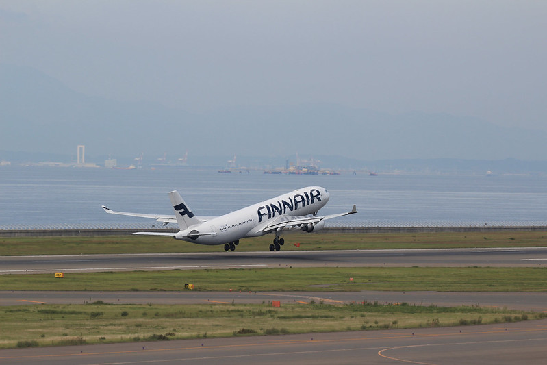 FINNAIR A330 エアボーン