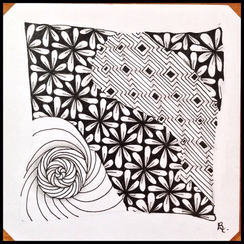 Zentangle 122 for Weekly Challenge #38: Tangle with L-P-N