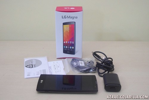 unboxing LG Magna