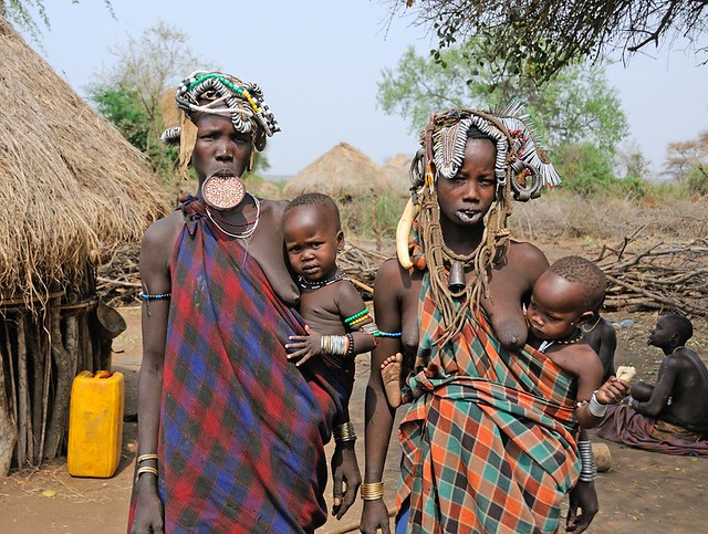 Африканские племена. Мурси (Эфиопия). февраль 2014