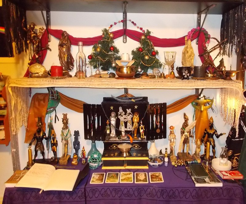 December-solstice-altar-full