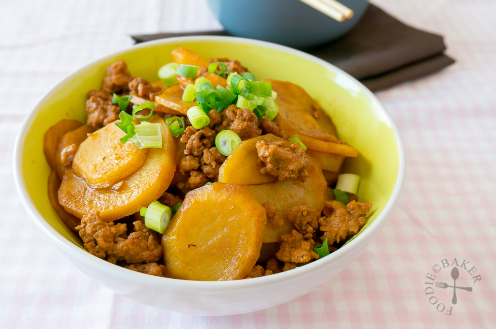 Chinese Potato and Minced Pork Stew