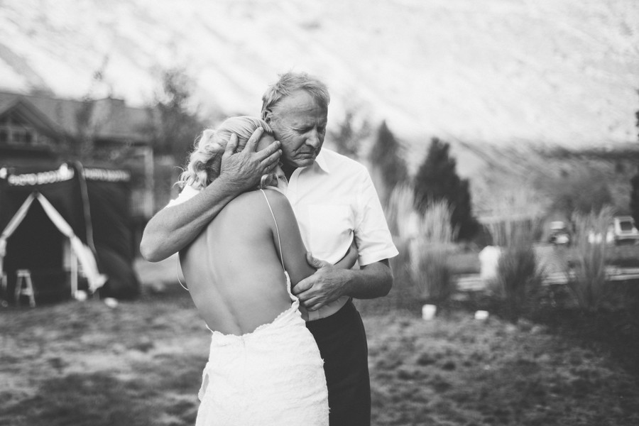 Liz Morrow Studios | Canyon River Ranch Ellensburg Wedding