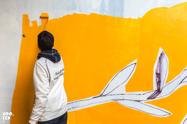 Buenos Aires street artist Mart Aire paints some new Shoreditch Street Art.