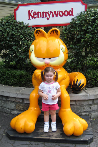 Garfield Statue