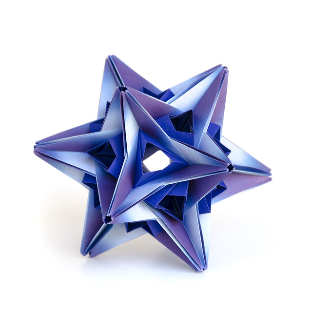 Modular #origami ball, 30 units, no glue #paperfolding #ekaterinalukasheva