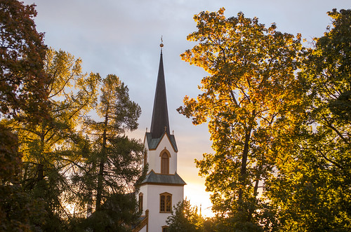 autumn fall church norway norge haust noreg gjøvik sentrum oppland kyrkje