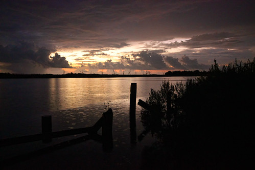sunrise canon louisiana bayou coastal pilings waterscape gulfcoast bayoulafourche sigma1020 lafourcheparish goldenmeadow canonrebel3ti