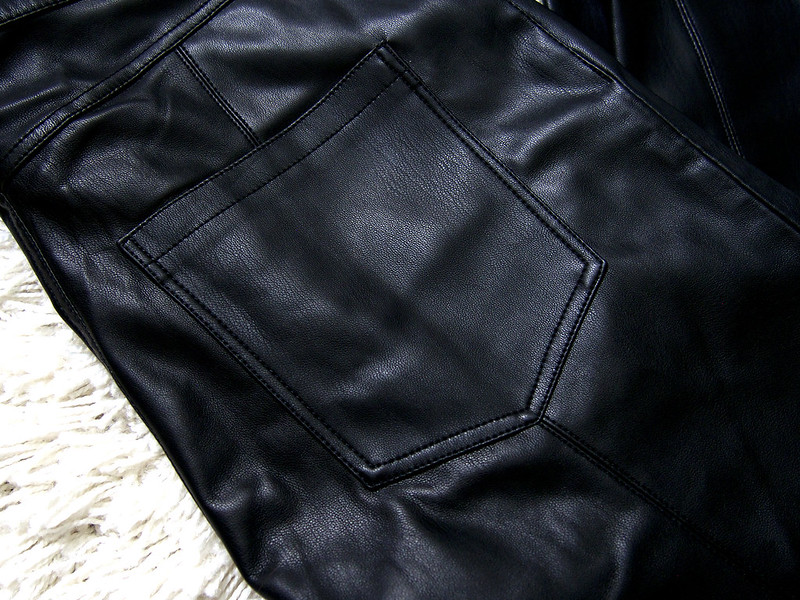 leatherpants6