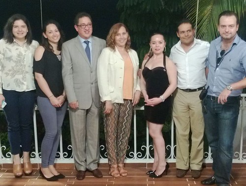 La embajada recibió a jóvenes mexicanos de la Misión de Observación Electoral de la OEA en Haití