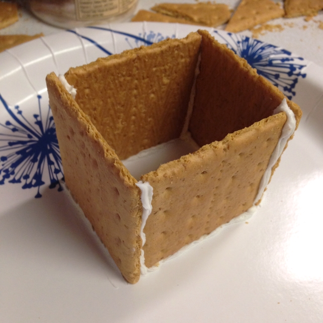 'Gingerbread' house step-by-step, 4