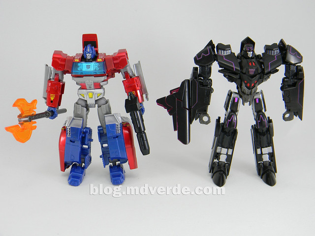 Transformers Orion Pax vs Megatronus Deluxe - Generations - modo robot