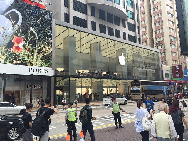 Apple store in Canton Road, Kowloon