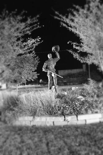 bw statue illinois flora nighttime georgerogersclark
