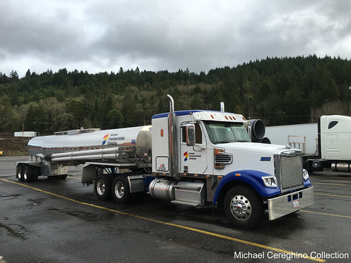 tractor truck semi company transportation trailer coronado vernon tanker sleeper freightliner