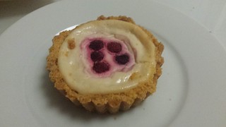 Lemon and Raspberry Cheesecake from Smith & Deli