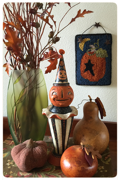 Mary-&-Frank's-Photo-Johanna-Parker-Collection-Halloween-JOL-Vase