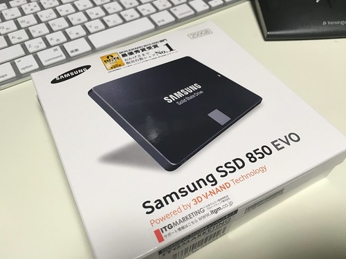 SAMSUNG SSD 850 EVO