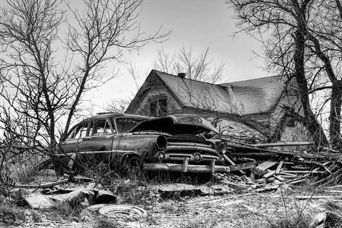 november bw house abandoned car wisconsin canon rust midwest decay farm 2015 crivitz eost5