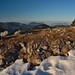 Zbytky sněhu na vrcholu Häsing